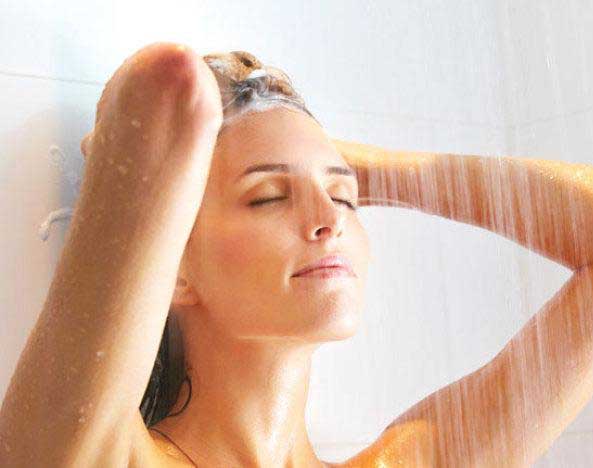 Bảo trì vệ sinh máy nước nóng trực tiếp tại nhà
