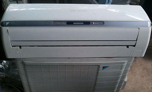 Máy lạnh daikin Inverter 1HP hàng nội địa